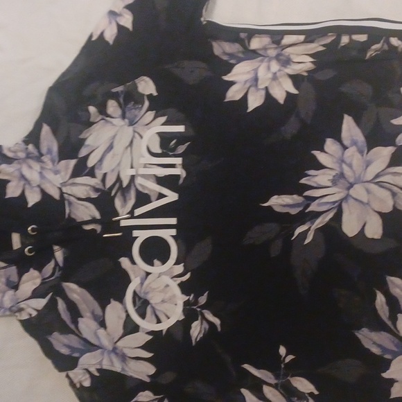 Calvin Klein Performance stretch size s/p/ch - Picture 3 of 6